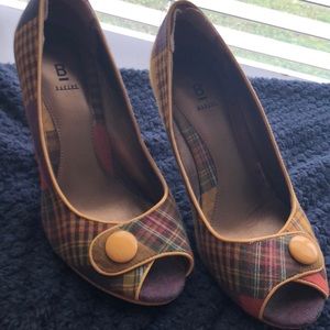 Plaid Heel